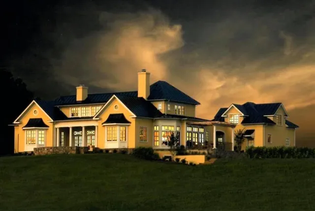 Super Custom Home — photograph 5