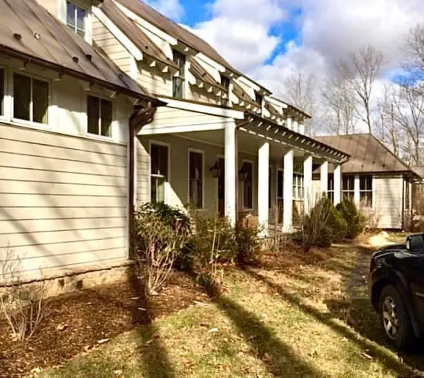 Porches — photograph 3